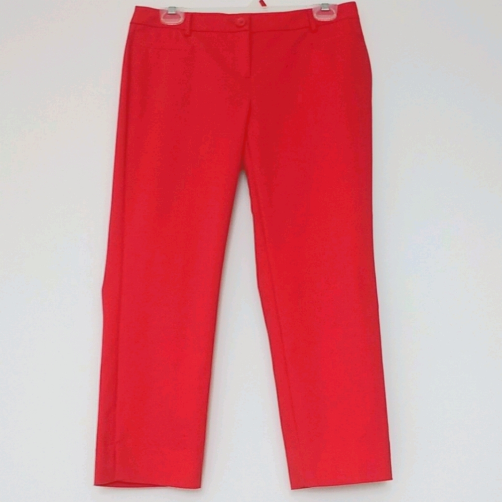 Dalia Capris Size 6